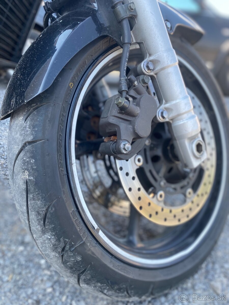 Yamaha FZ6N - 13