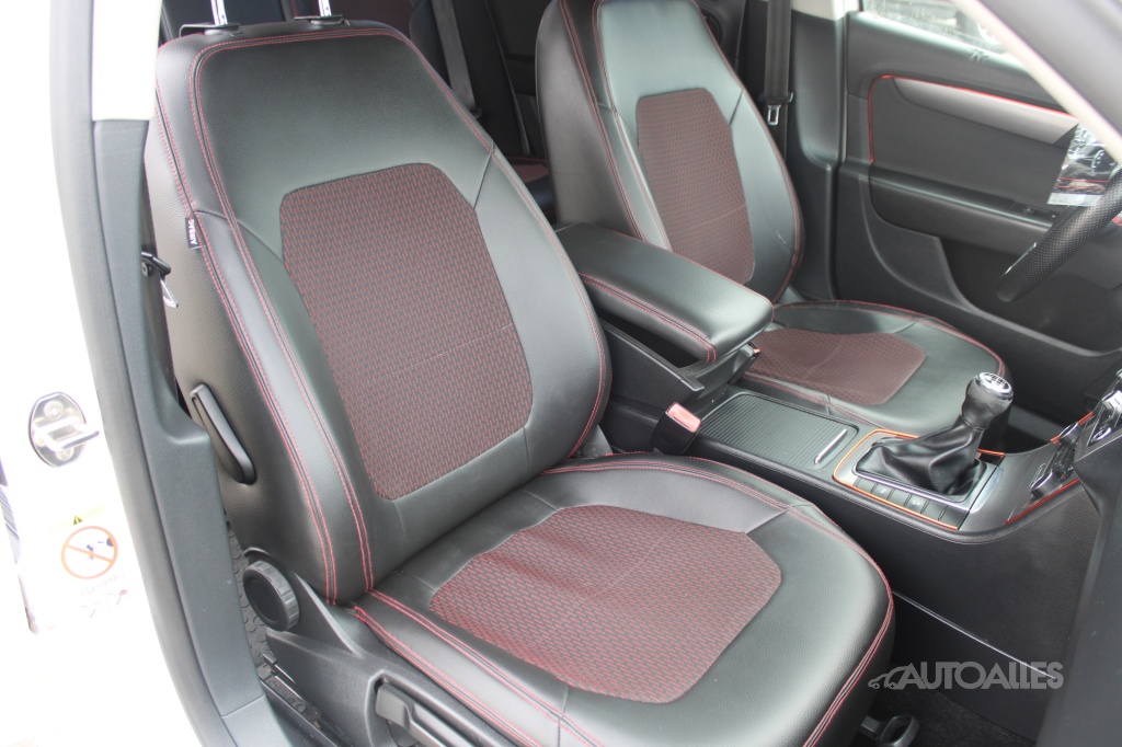 Volkswagen Passat Variant 1,6 TDi 77 kW - 13