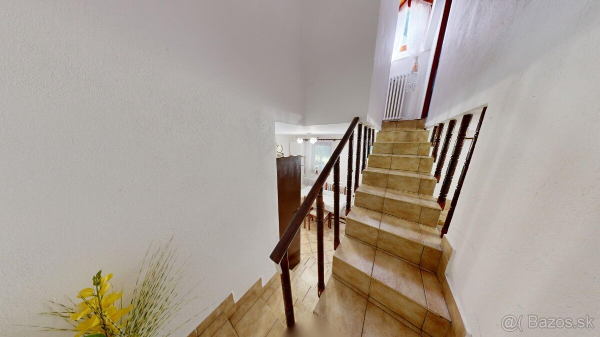 MUROVANÁ REKREAČNÁ CHATA SO ZARIADENÍM V BLÍZKOSTI ČÁRDY - 13