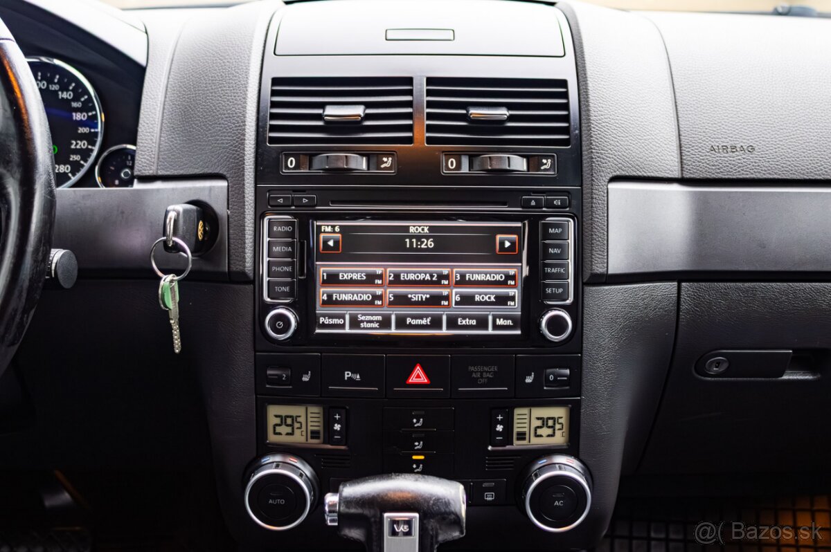 Volkswagen Touareg 3.0 TDI V6 176kW / Vzduch / Pamäť / - 13