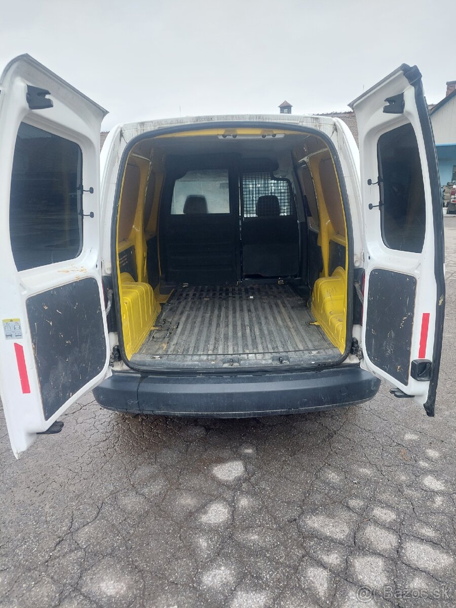 VW CADDY maxi - 13