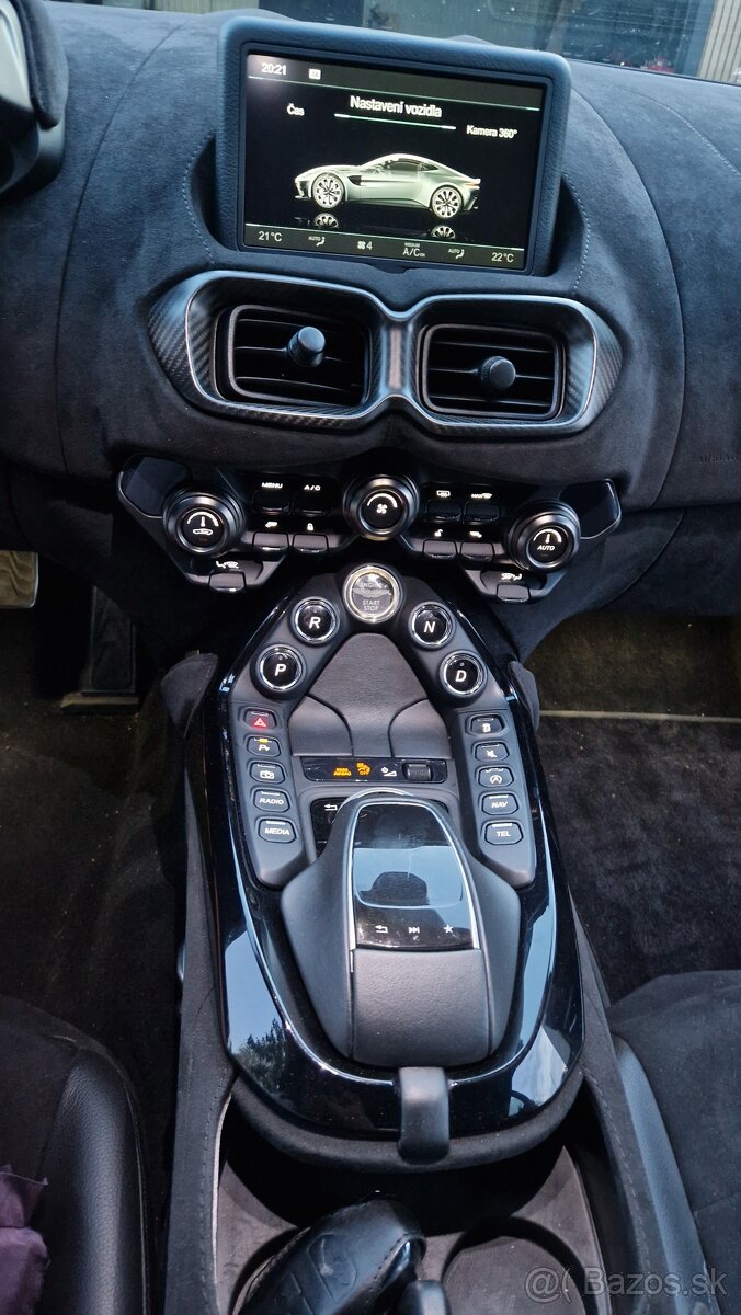 ASTON MARTIN V8 VINTAGE A/T - 13