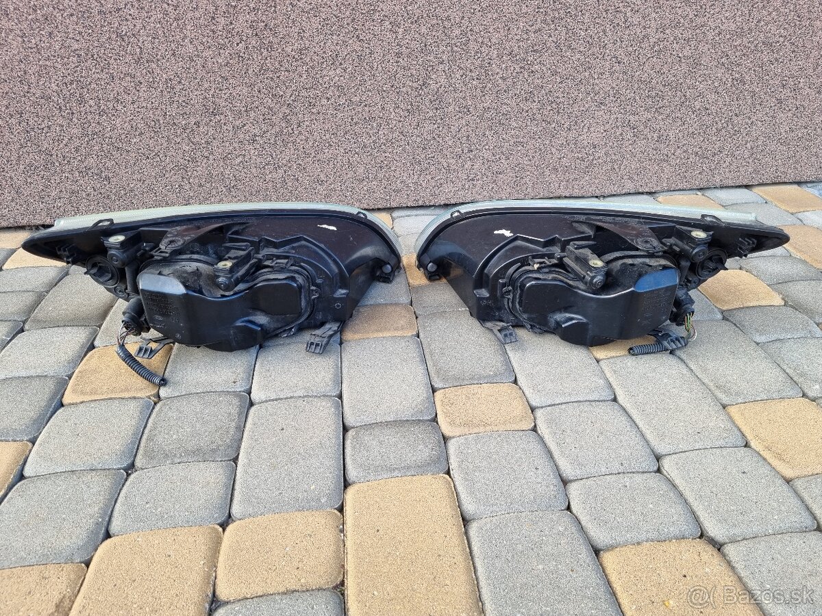 Ford Focus Combi predný náraznik - 13