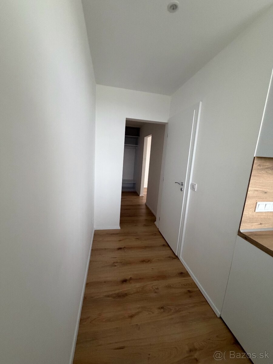Prenájom 2-izbového bytu v Michalovciach (Stráňany) - 13