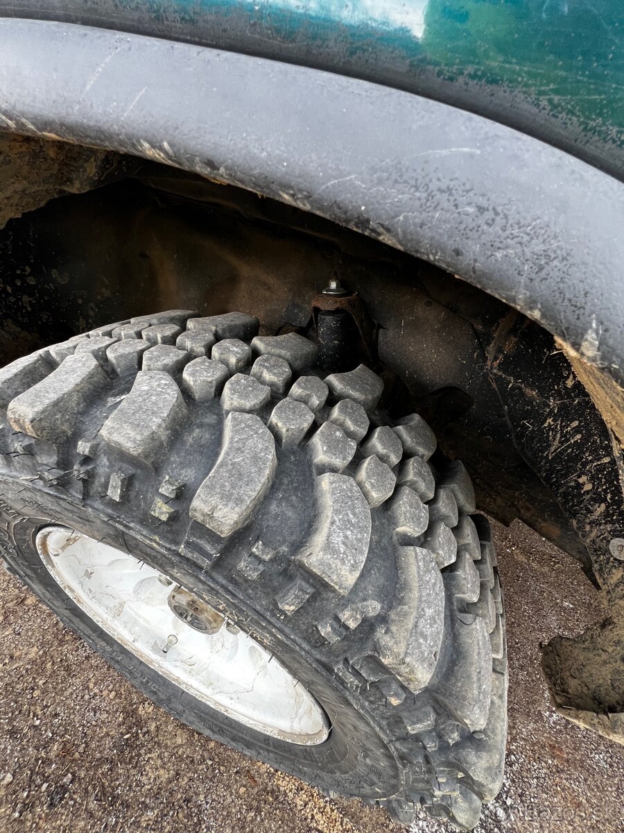 Nissan terrano 2 2.7td - 13