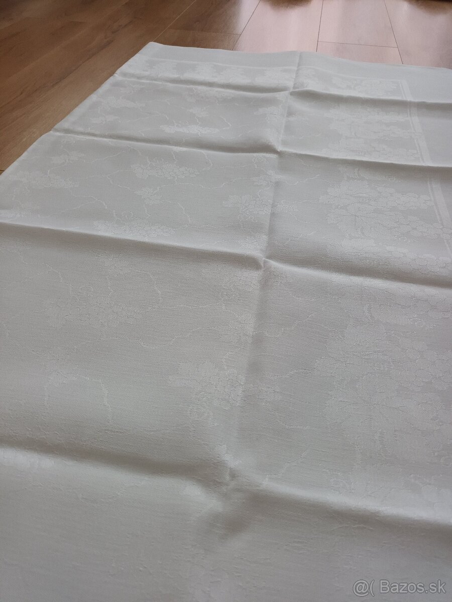 Damaškové obrusy - 13