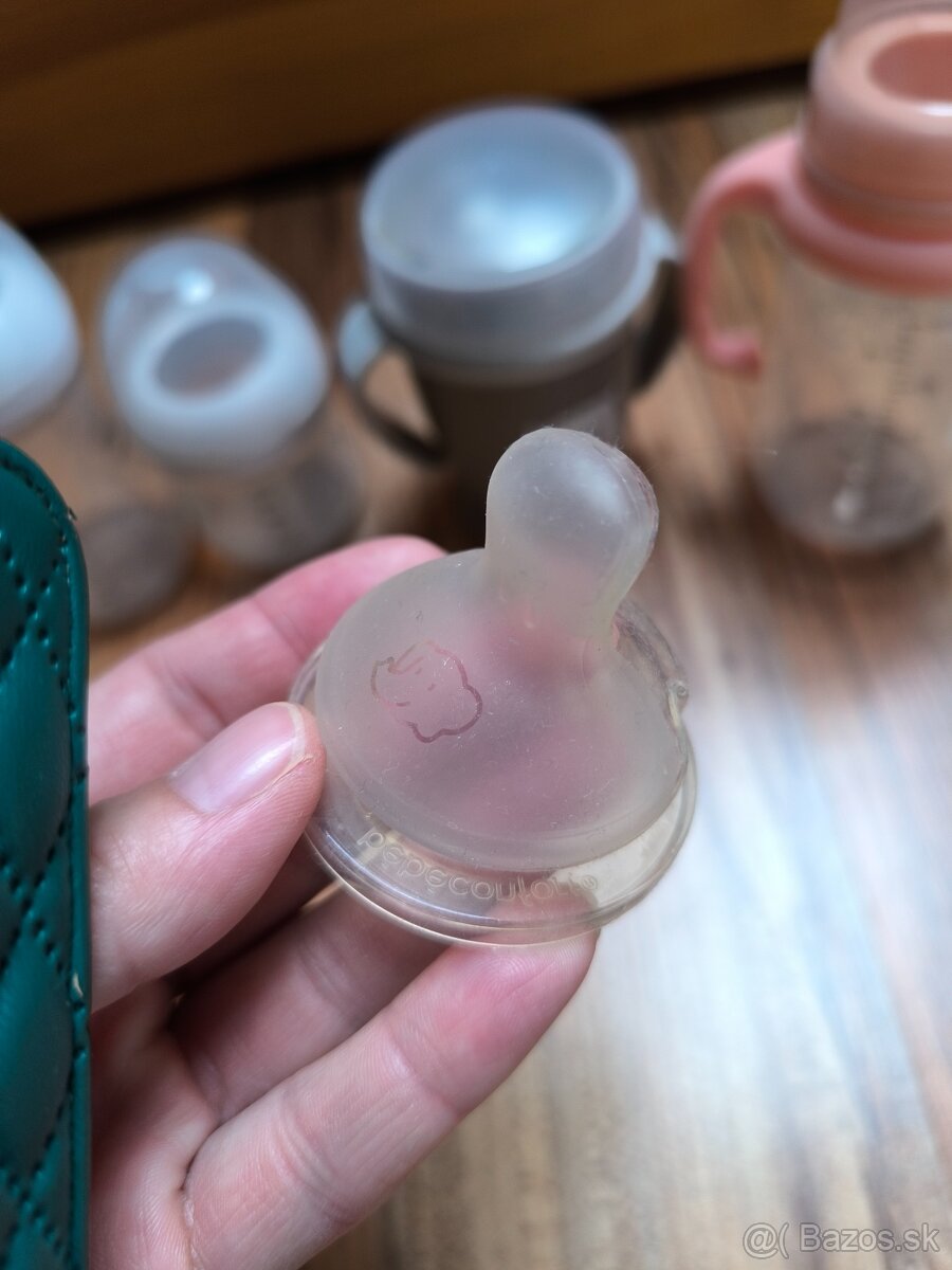 Flasky a podbradniky - 13