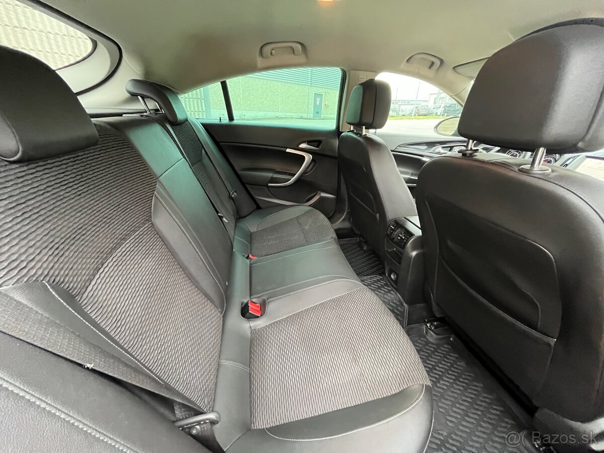 Opel Insignia Hatchback 2016 229 000 km 1.6 CDTi 100kw - 13