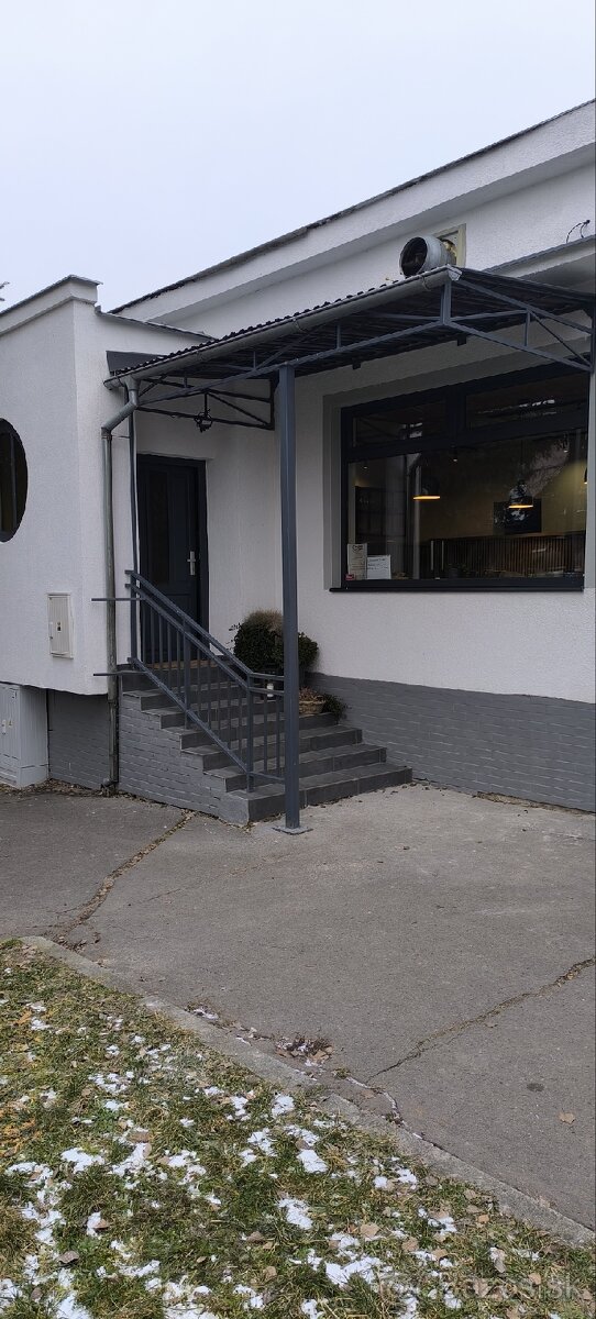 Prevádzková budova,obchodné priestory - 13