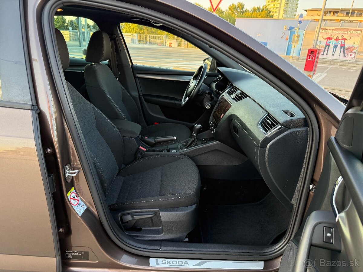 Škoda Octavia III Combi 2.0 TSI DSG 4x4 - 13