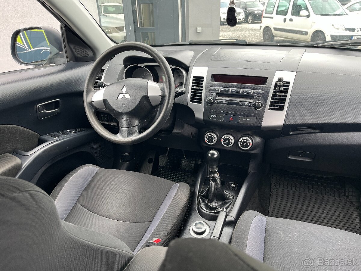 Mitsubishi Outlander 2.0 DI-D Instyle 4×4 - 13