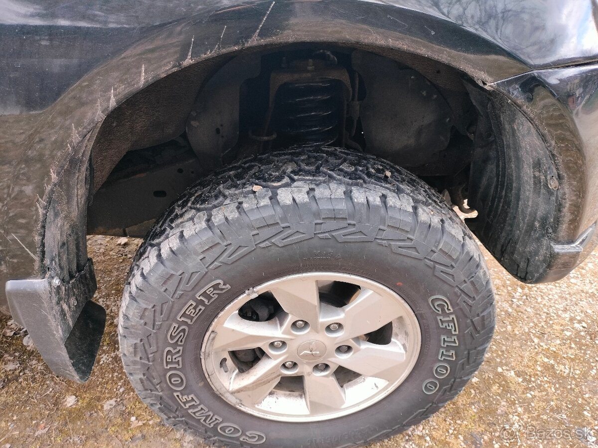 Predám Mitsubishi L200 - 13