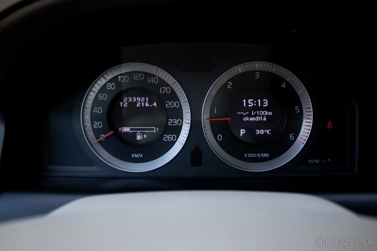 Volvo XC60 151kW AT/6 / Kúpené v SR - 13