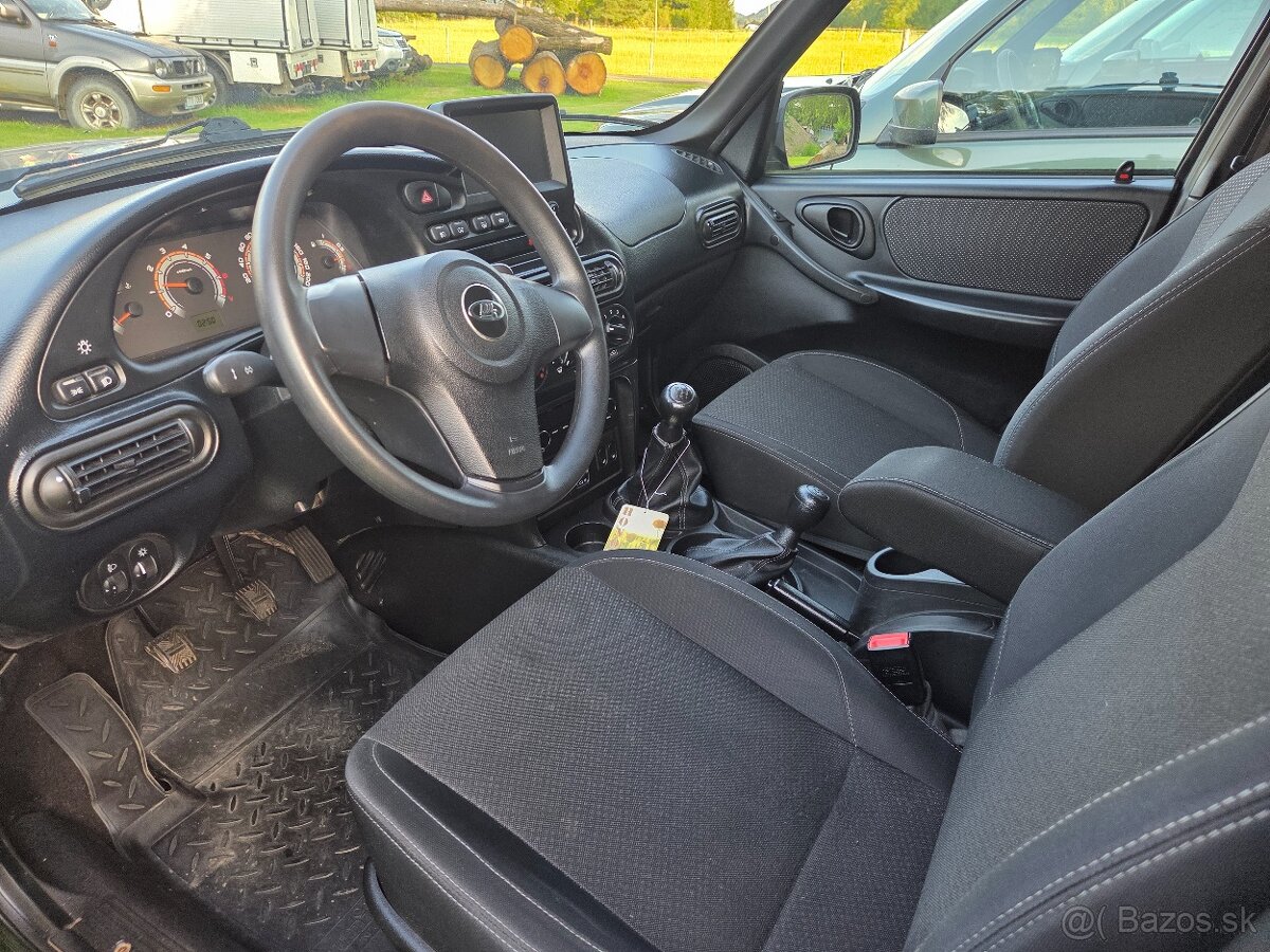 Lada niva travel - 13