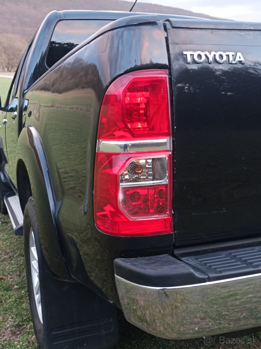 toyota Hilux 3.0 4x4 2013 ✅✅ - 13