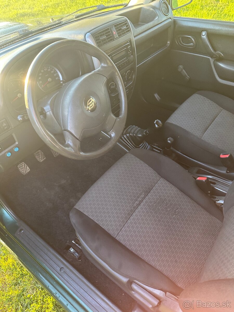 Suzuki Jimny 1.5D - 13