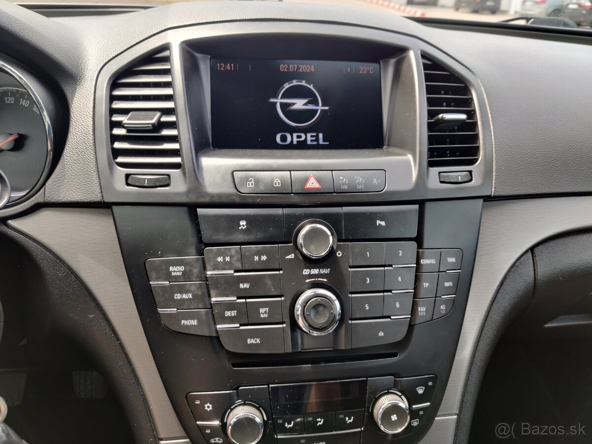 Opel Insignia - 13