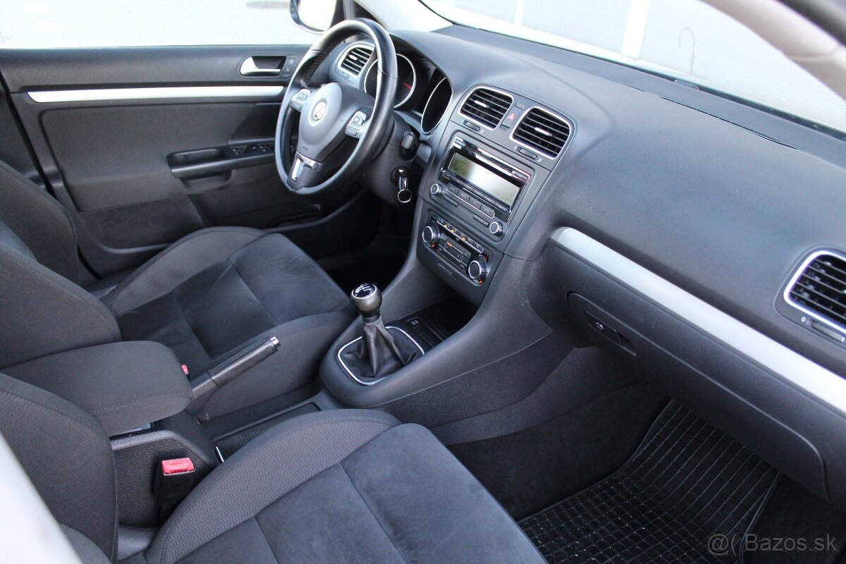 Volkswagen Golf 6 1.6 TDI Highline - 13
