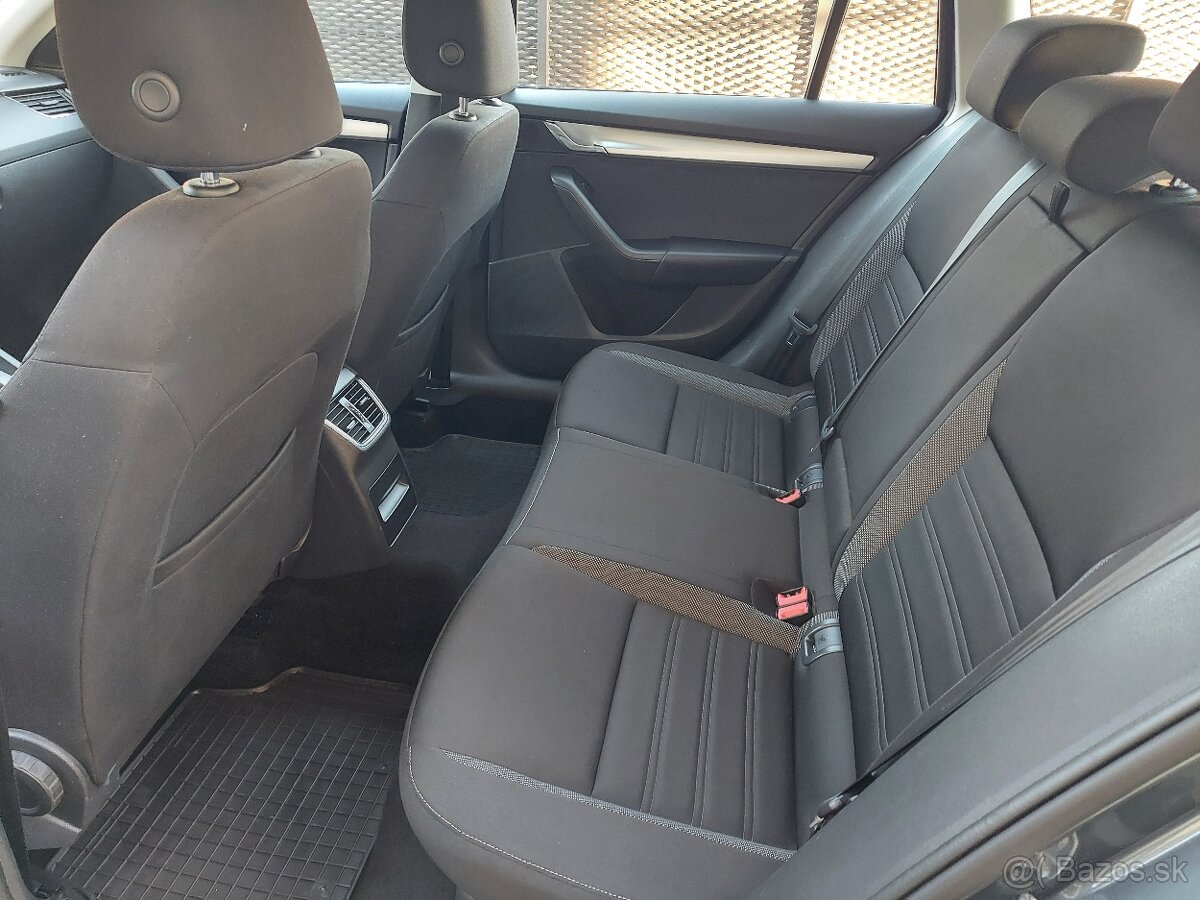 Škoda Octavia III Combi 2.0 TDi 110 kW DSG - 13