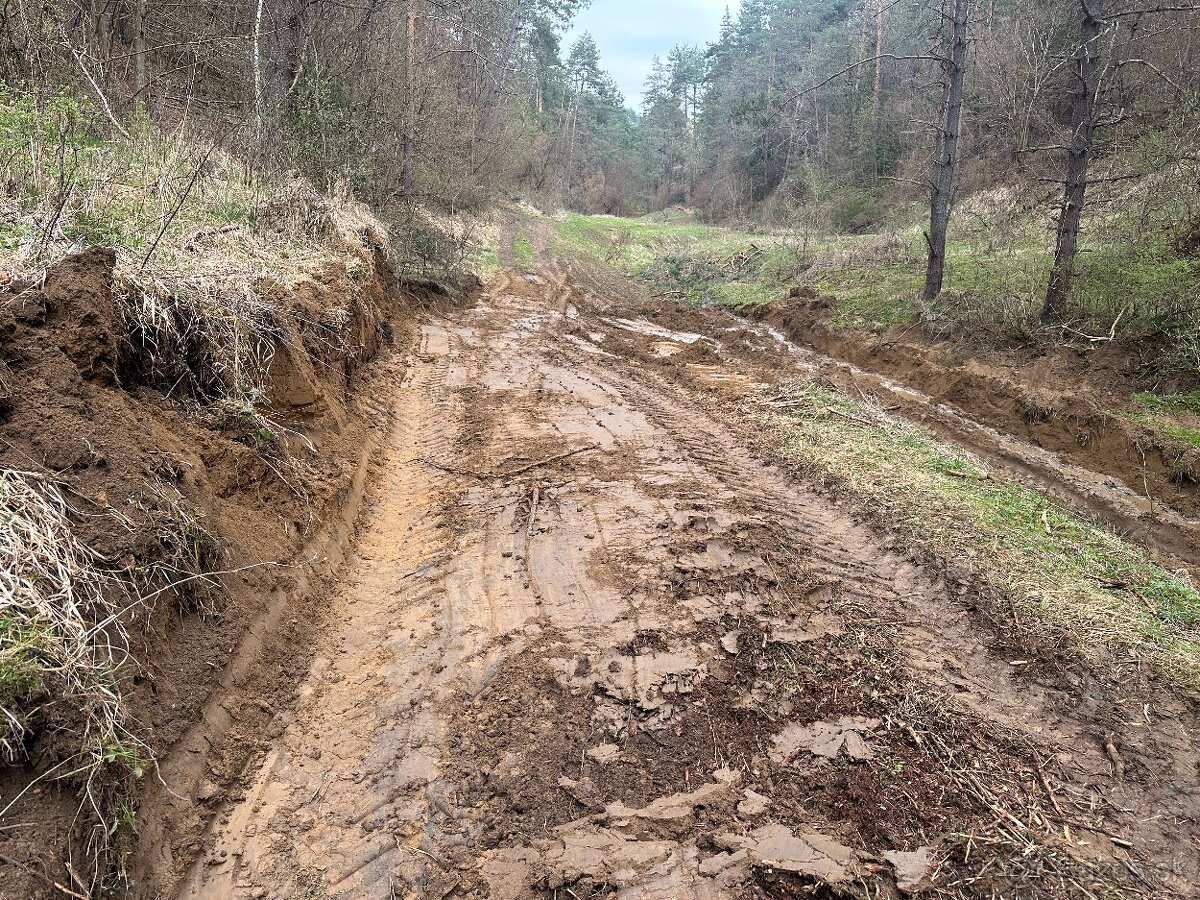 Zemné a výkopové práce- traktorbager - 13