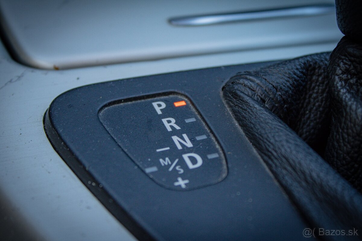 BMW 330d xDrive E91 A/T - 13