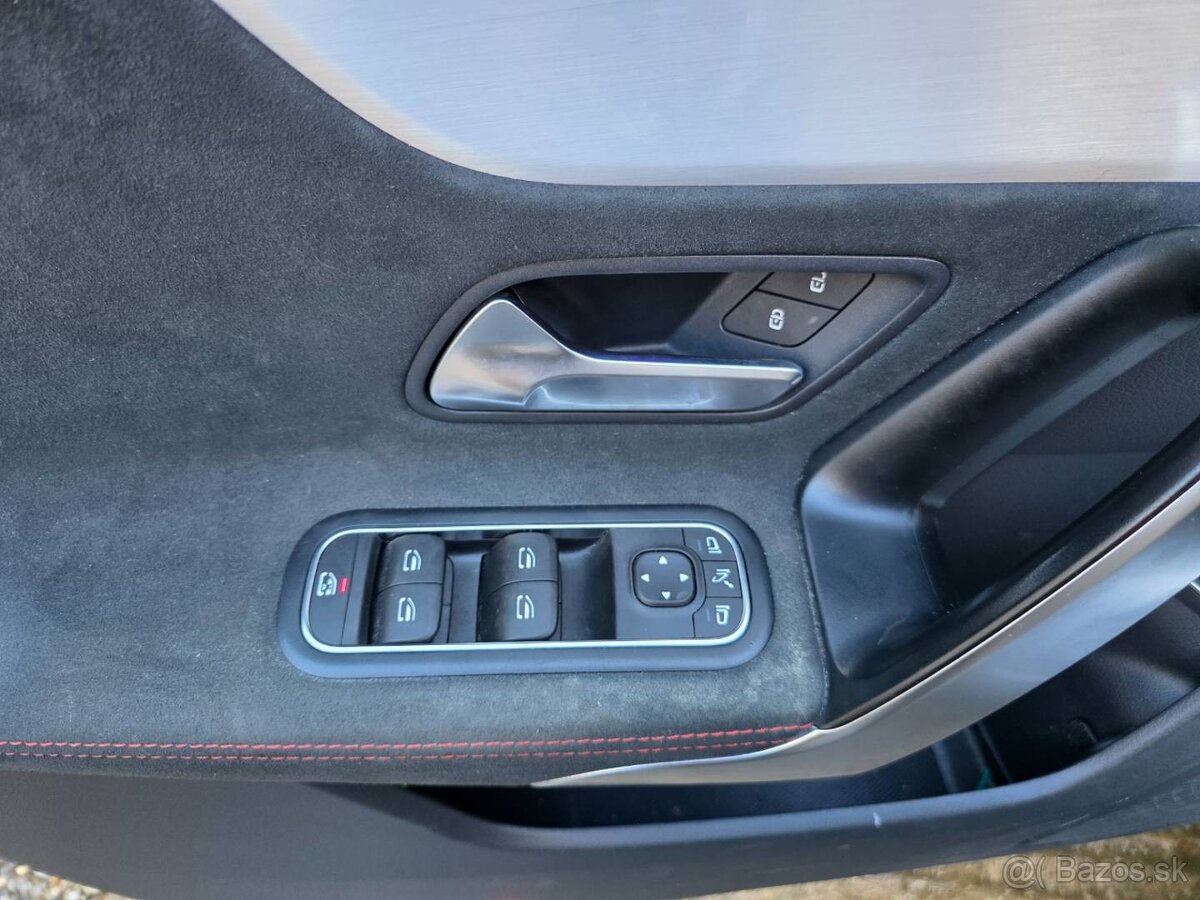 Mercedes-Benz CLA Kupé 200 AMG Line A/T, 120 kW, A7, 4d - 13