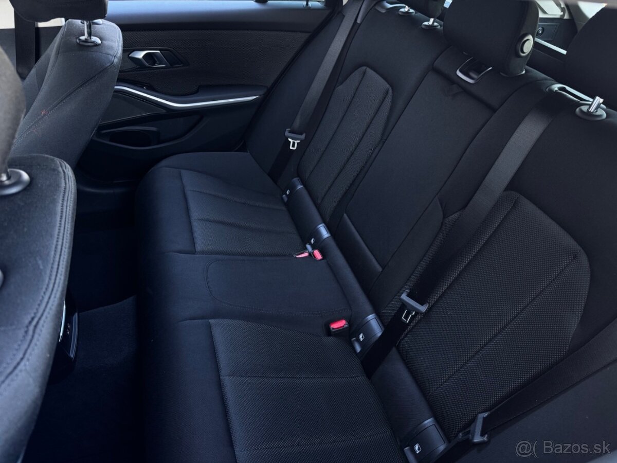 BMW Rad 3 Touring 2.0 330e xDrive AT - 13