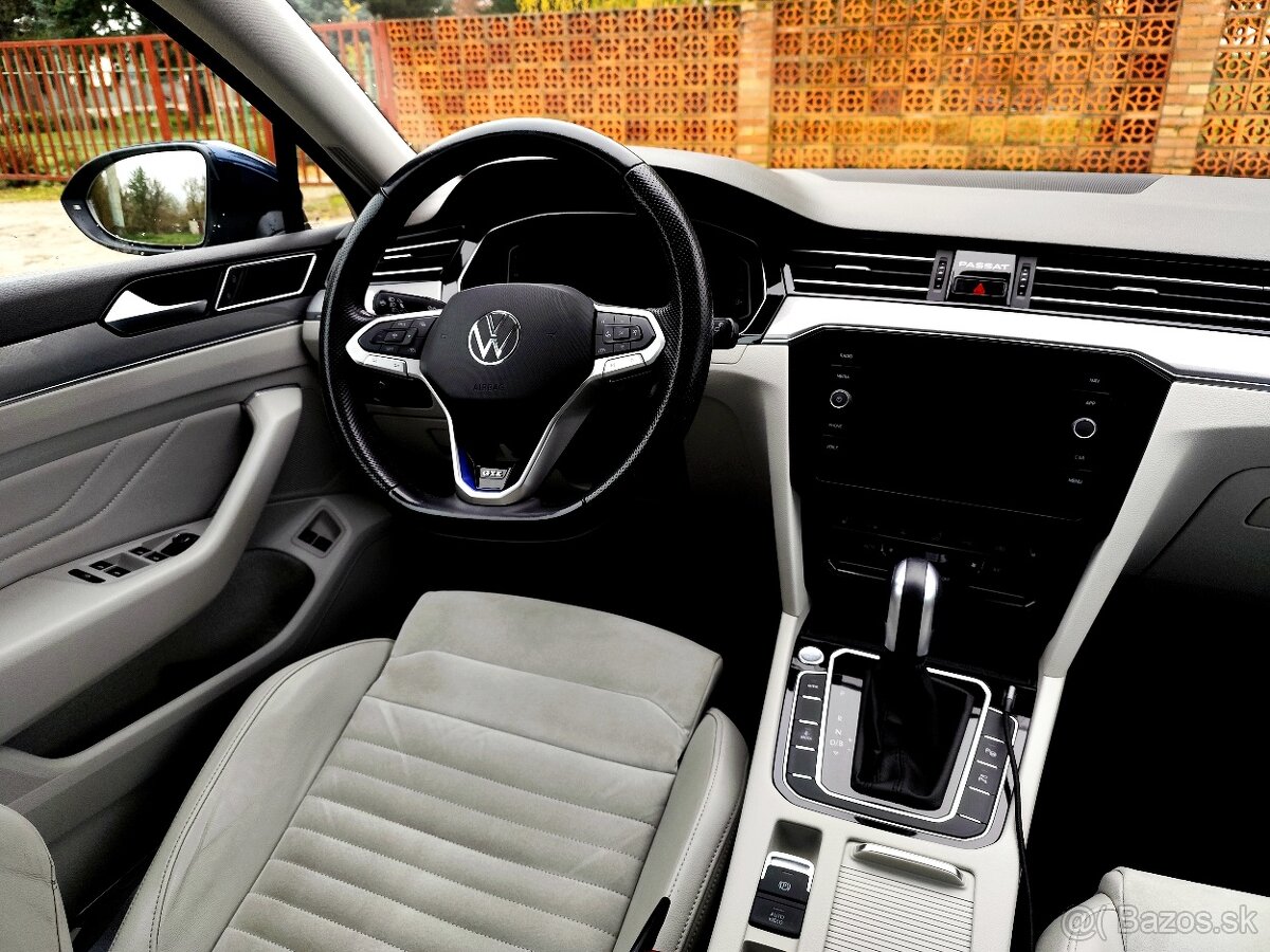 VW Passat Variant B8 GTE 1.4 TSI Plug-in Hybrid - 13