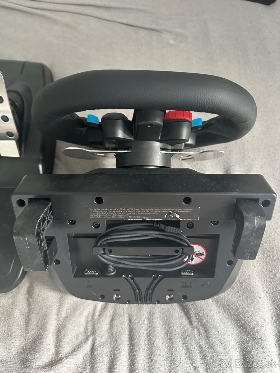 Logitech G29 - 13