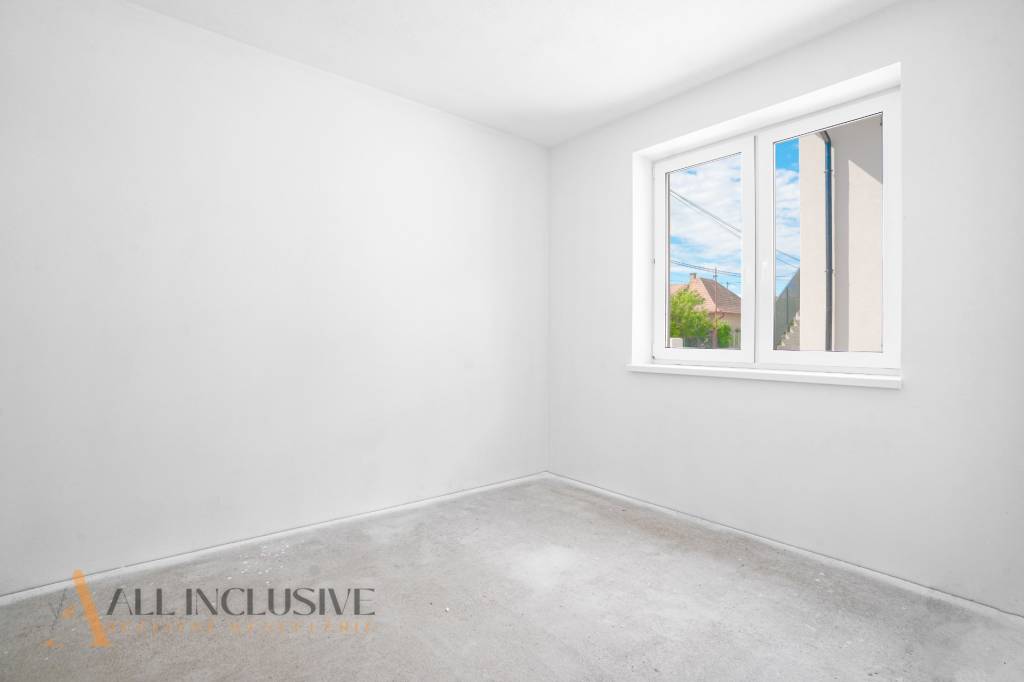 ALL INCLUSIVE | NA PREDAJ 3 IZBOVÉ BYTY V OBCI JANÍKY - 13