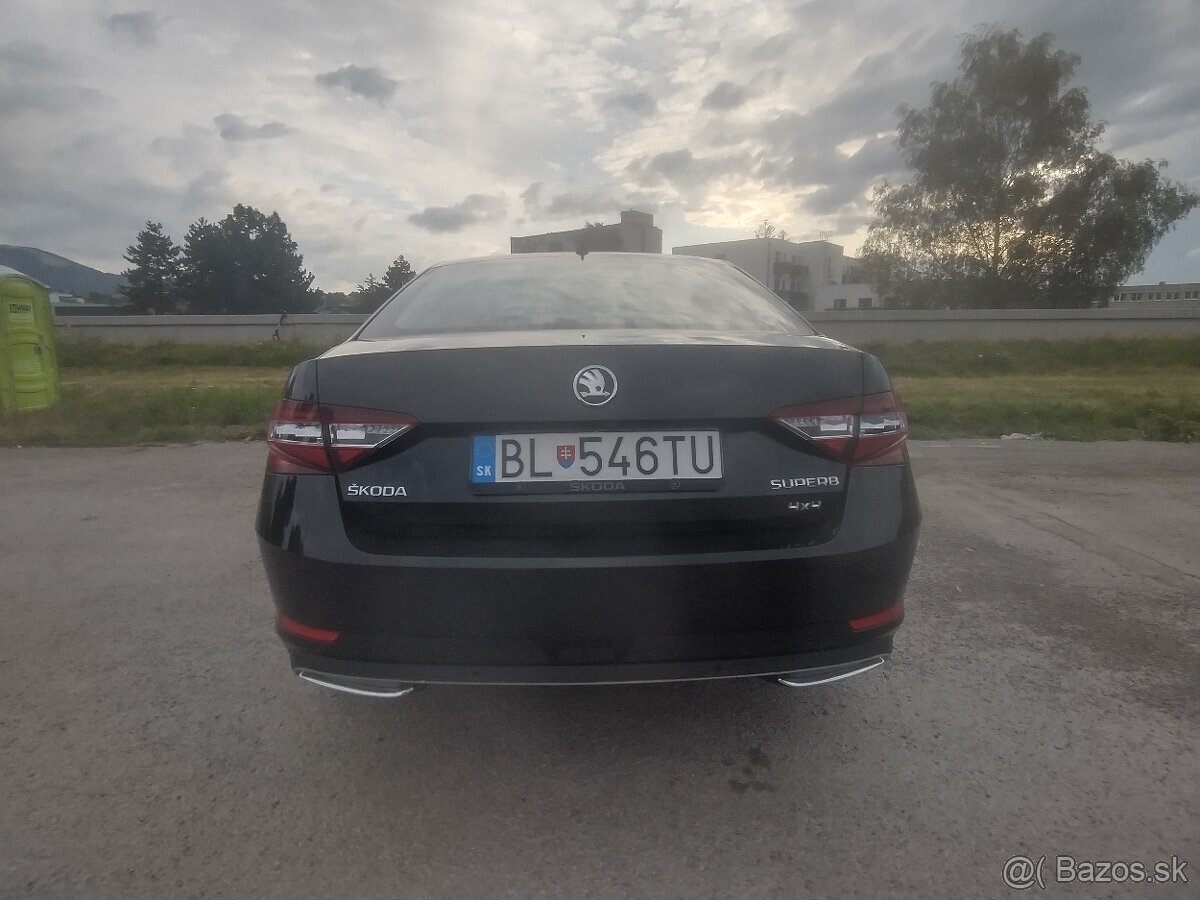 Škoda Superb 2,0 TDi ,4x4 - 13
