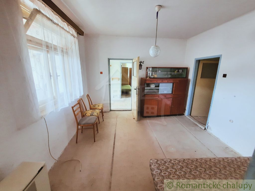 Rodinný dom v obci Železná Breznica - 13