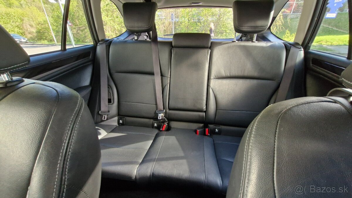 Subaru Outback 2.5i-S Exclusive NAVI CVT - 13