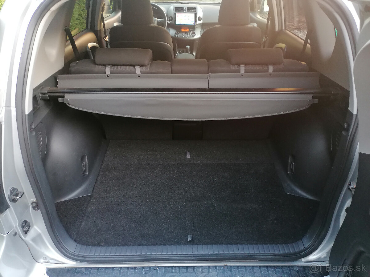 Toyota RAV 4 2,2D-4D 4x4 - 13