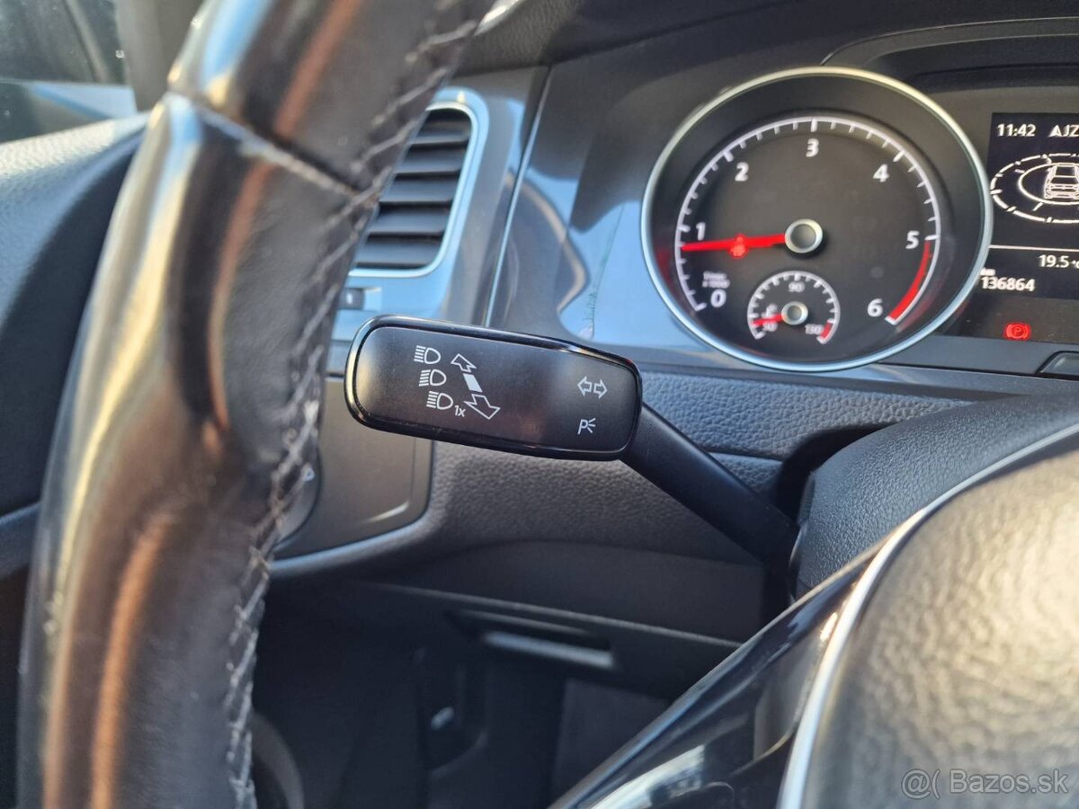 Volkswagen Golf 1.6 TDI BMT 115k Comfortline - 13