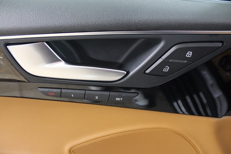 Audi A8 3.0 TDI V6 Exclusive Quattro - 13