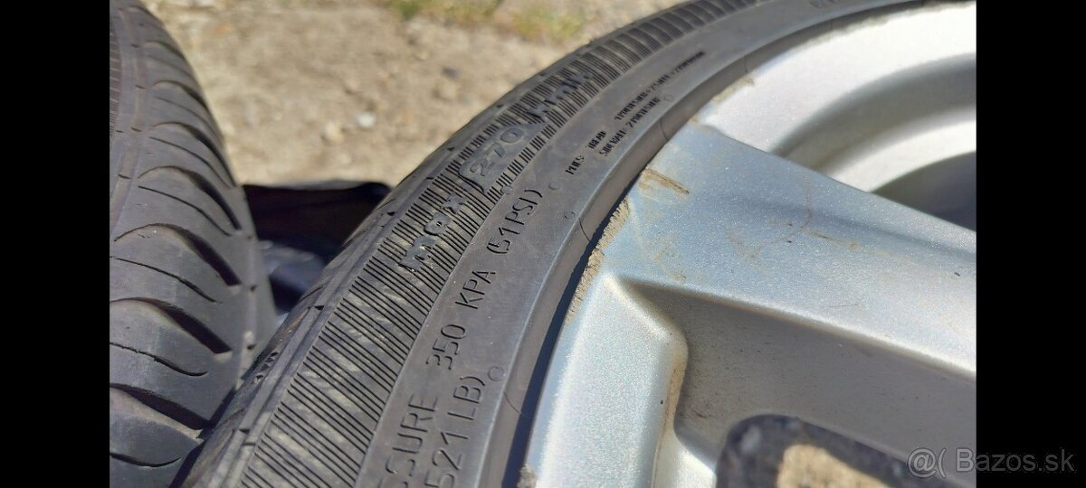 elektrony Toyota s pneumatikami - 13