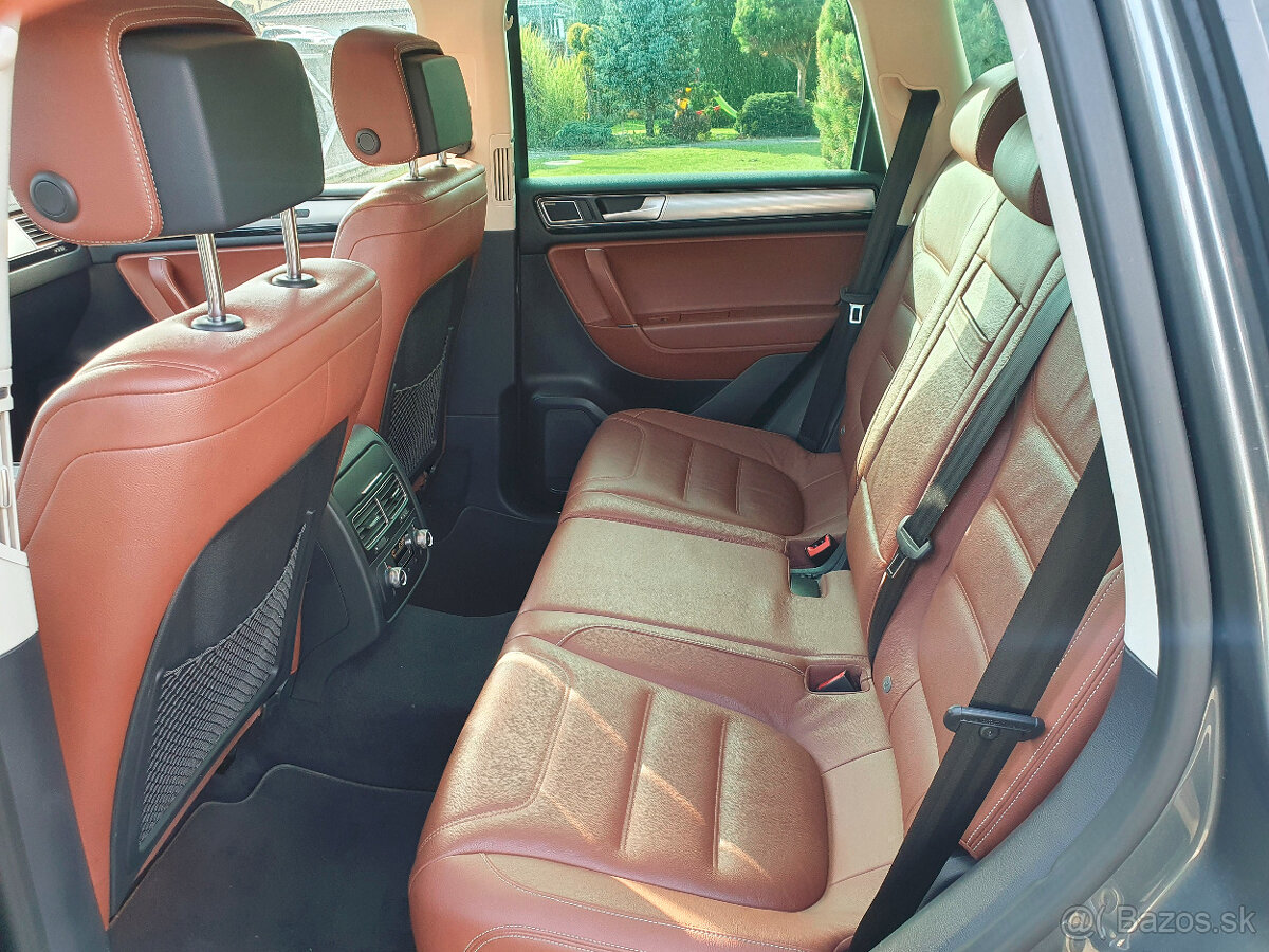 Volkswagen Touareg II 3.0 TDI R-Line 4MOTION - 13