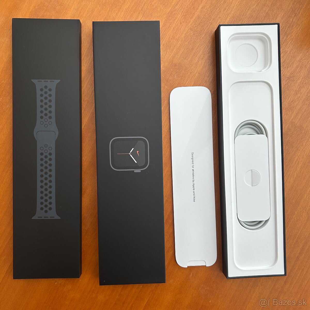Apple Watch SE 2020 Space Gray (čierny) - 13