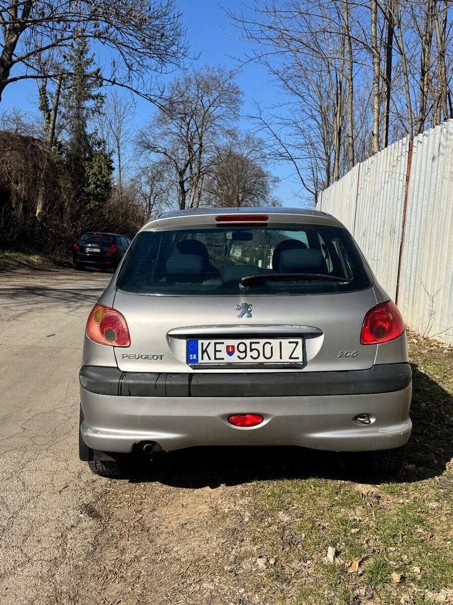 Peugeot 206 - 13