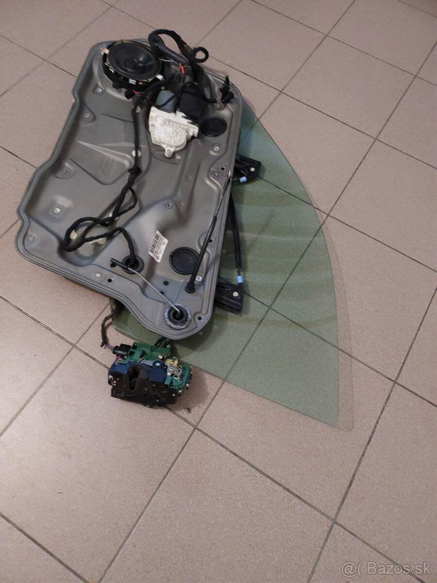 Vw Golf 4 okno plus Sťahovanie - 13