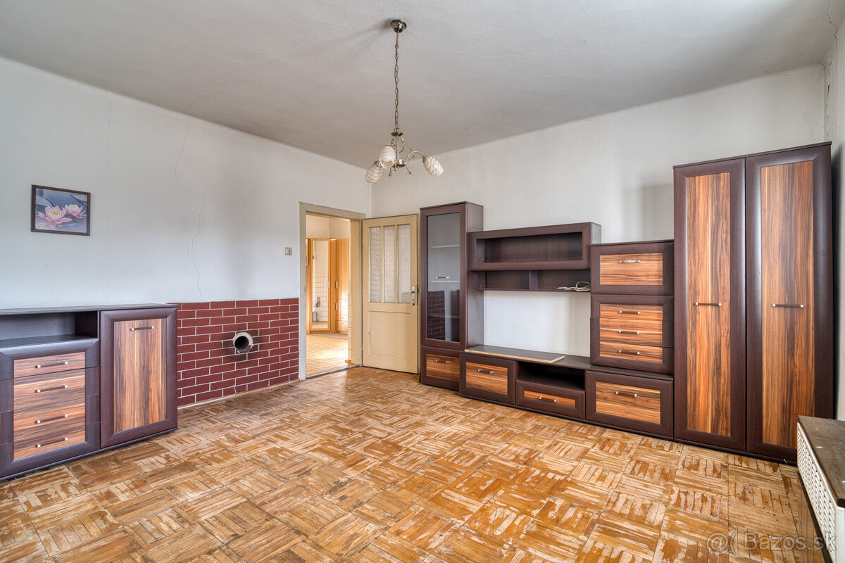 Na predaj rodinný dom v obci Pata - 13