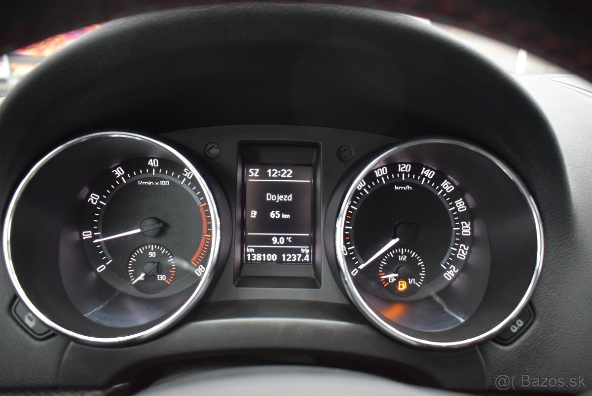 Škoda Yeti 1,4 TSi 90 kW, Monte Carlo,NAVI,LED, - 13