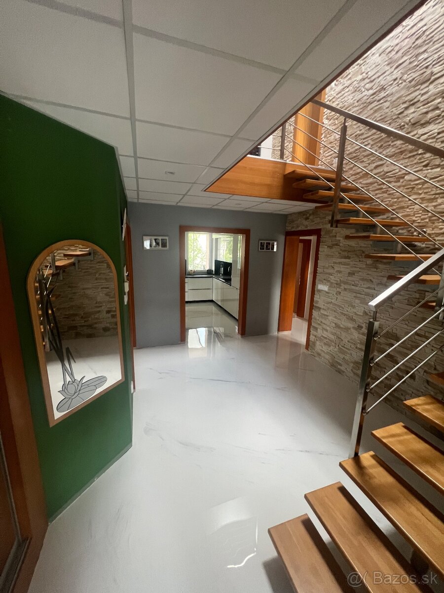 Podlahy a omietky - 13