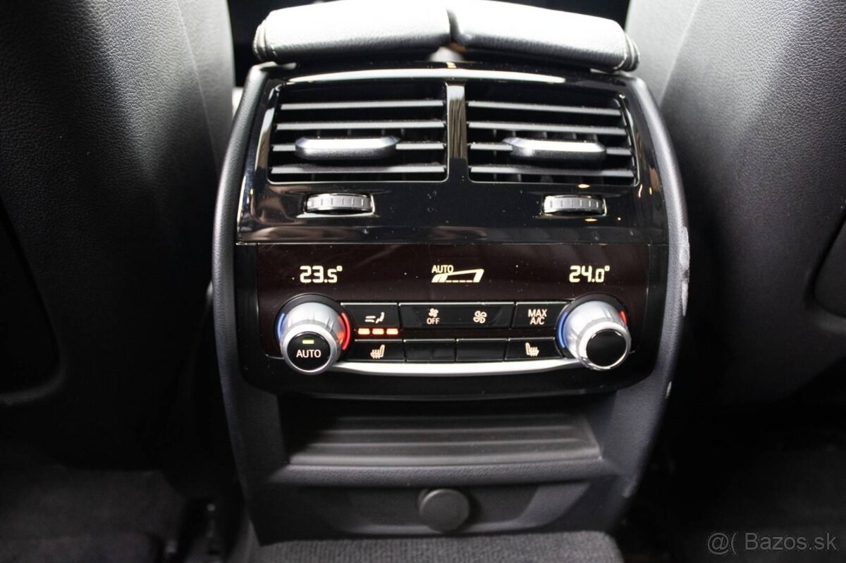 BMW Rad 5 Touring M550d xDrive A/T - 13