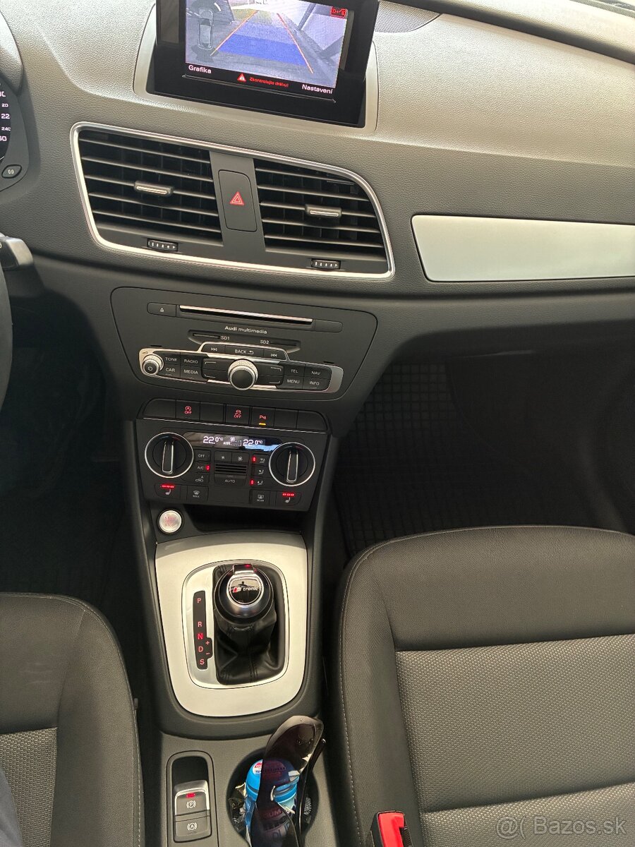 Predám Audi Q3 DSG 1.4 TFSI - 13