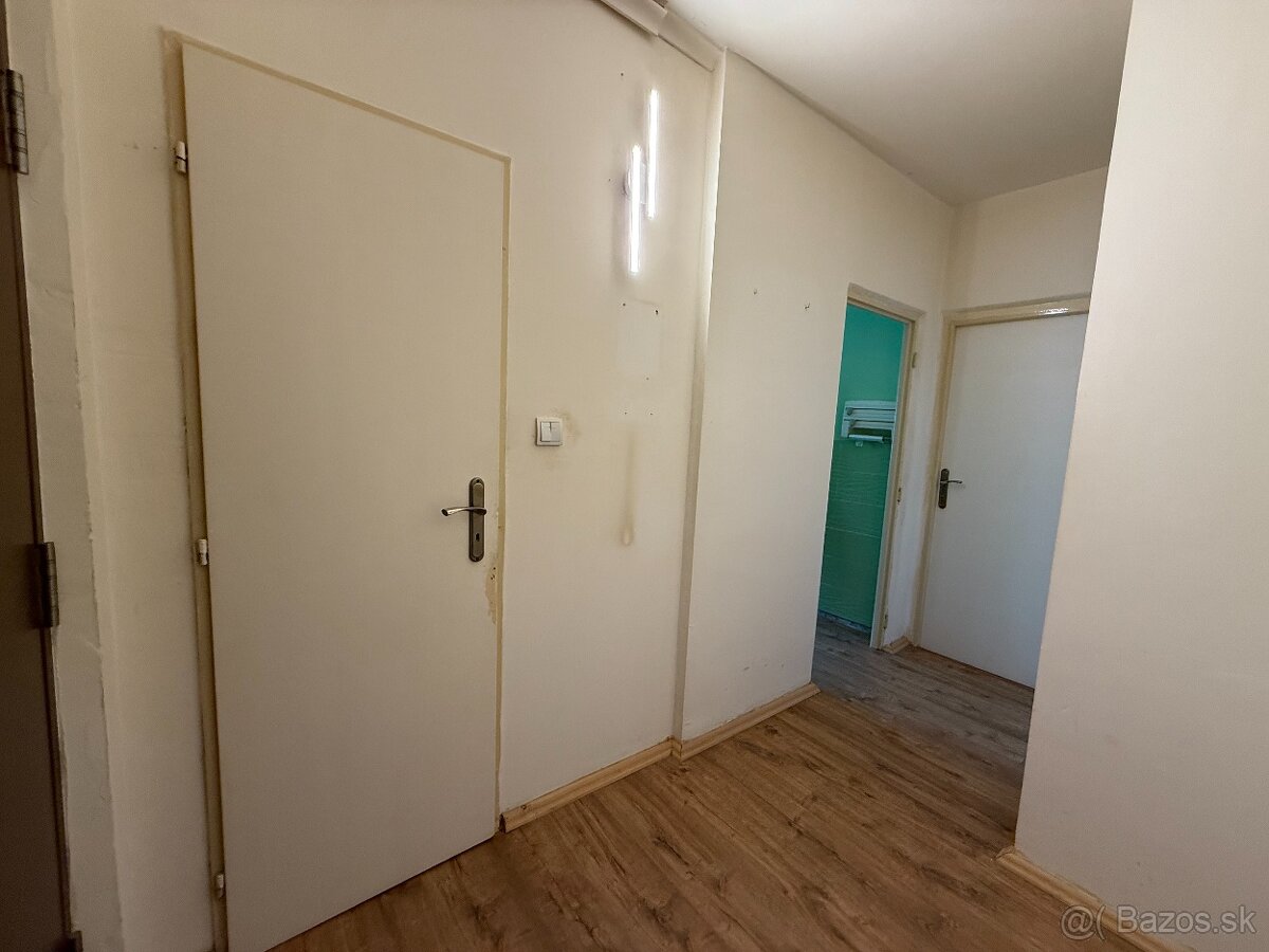 Dvojizbový byt s balkónom v Lučenci – Opatová - 13