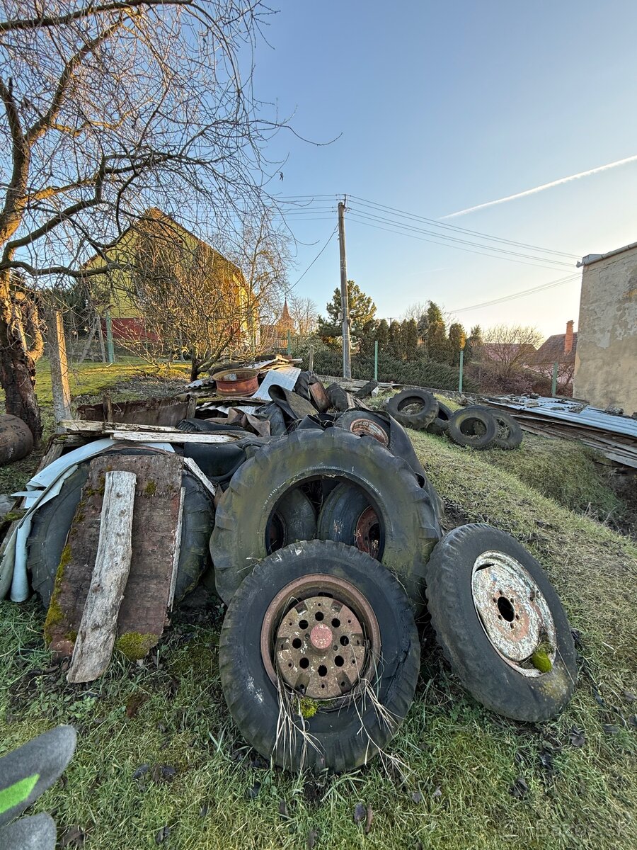 Poľnohospodárske stroje - 13