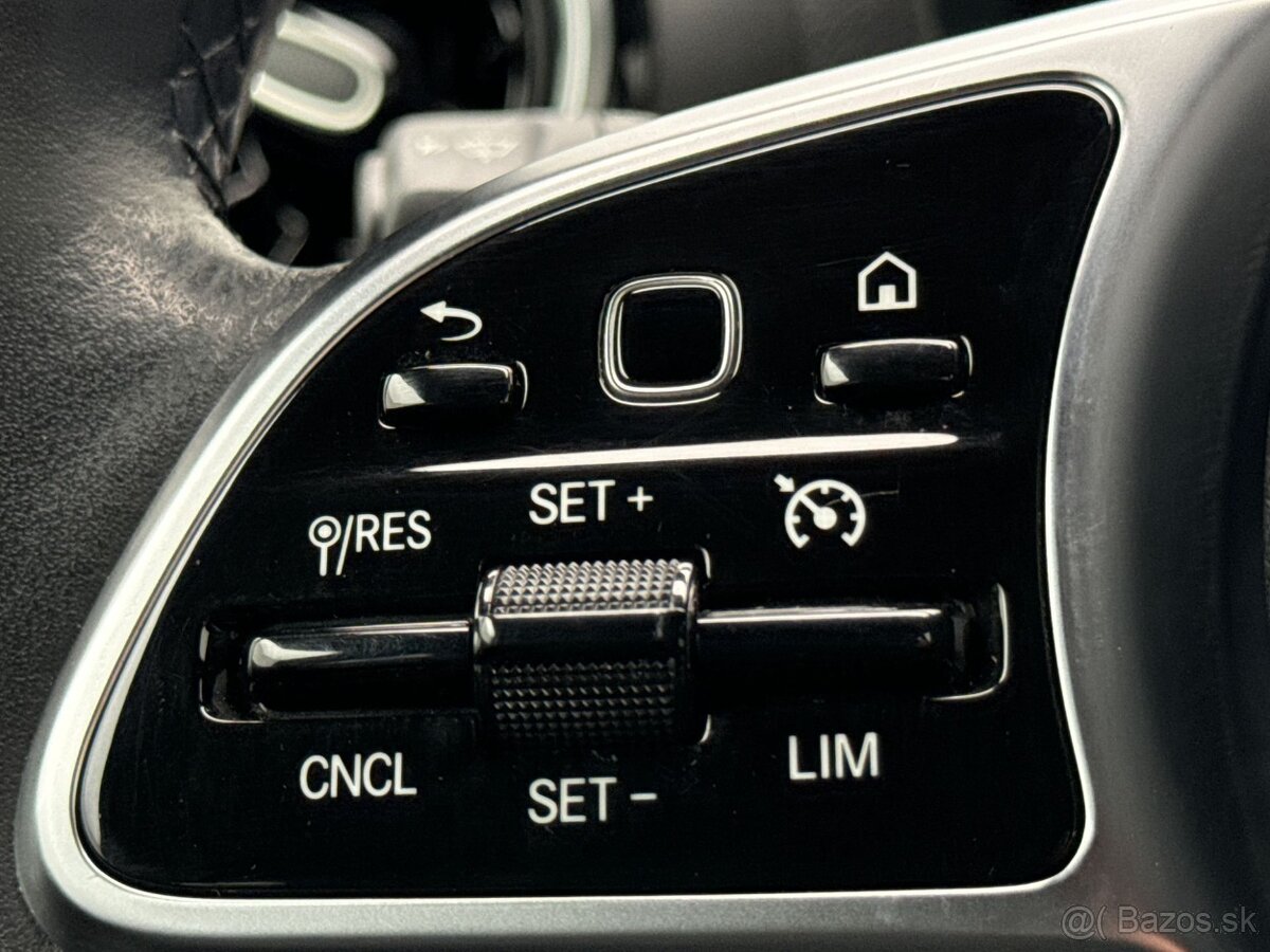 Mercedes-Benz A 180d Business Solution - 13