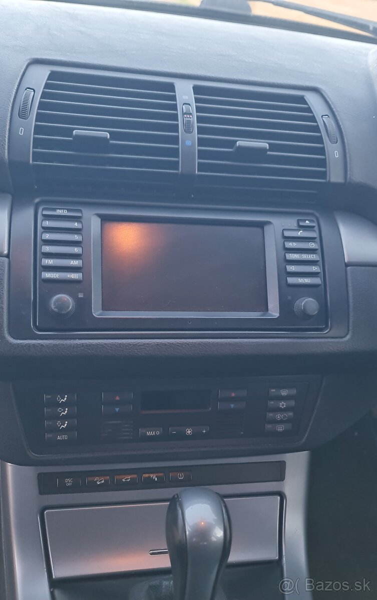 Rozpredám X5 3.0d e53 160kw - 13